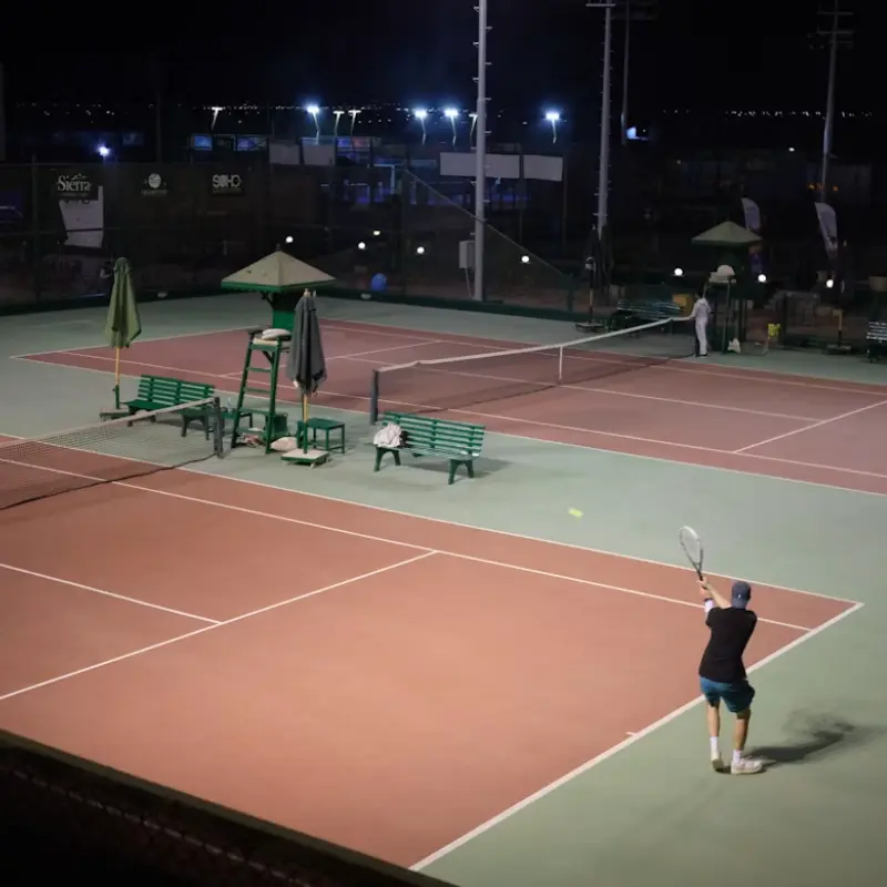 Why more and more people play sports in the evening